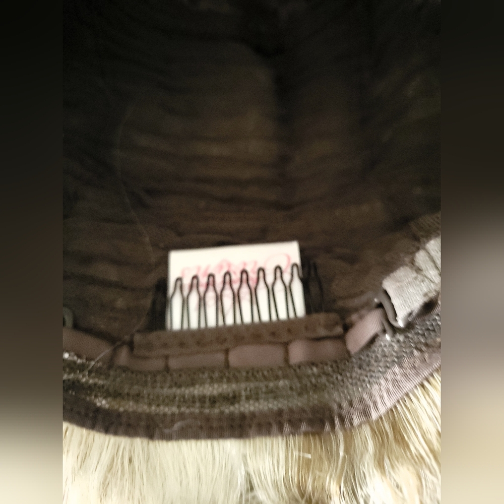 Chelsey Smith Crowns Wig! True Platinum Mixed W Medium Brown - Picture 12 of 14